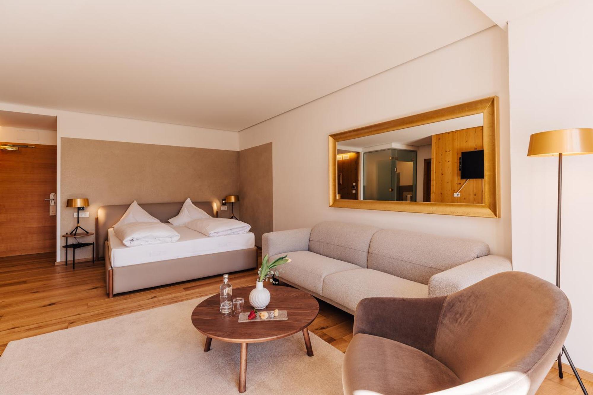 Hotel Hohenwart Scena Esterno foto